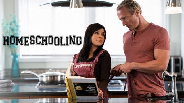 Aria Valencia - Homeschooling