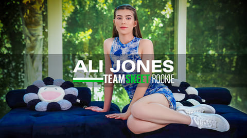 Ali Jones - Newcomer Ali Jones Loves Step-Daddy Porn and Bondage