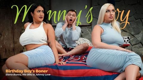 Elana Bunnz & Nia Bleu - Birthday Boy’s Boner